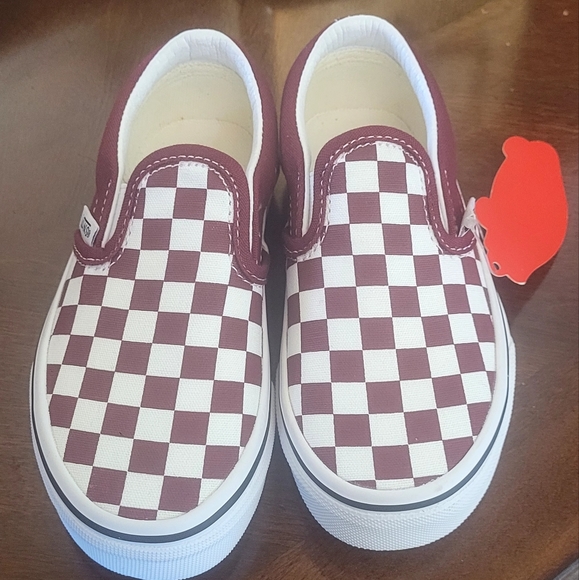 Vans - Picture 2 of 4